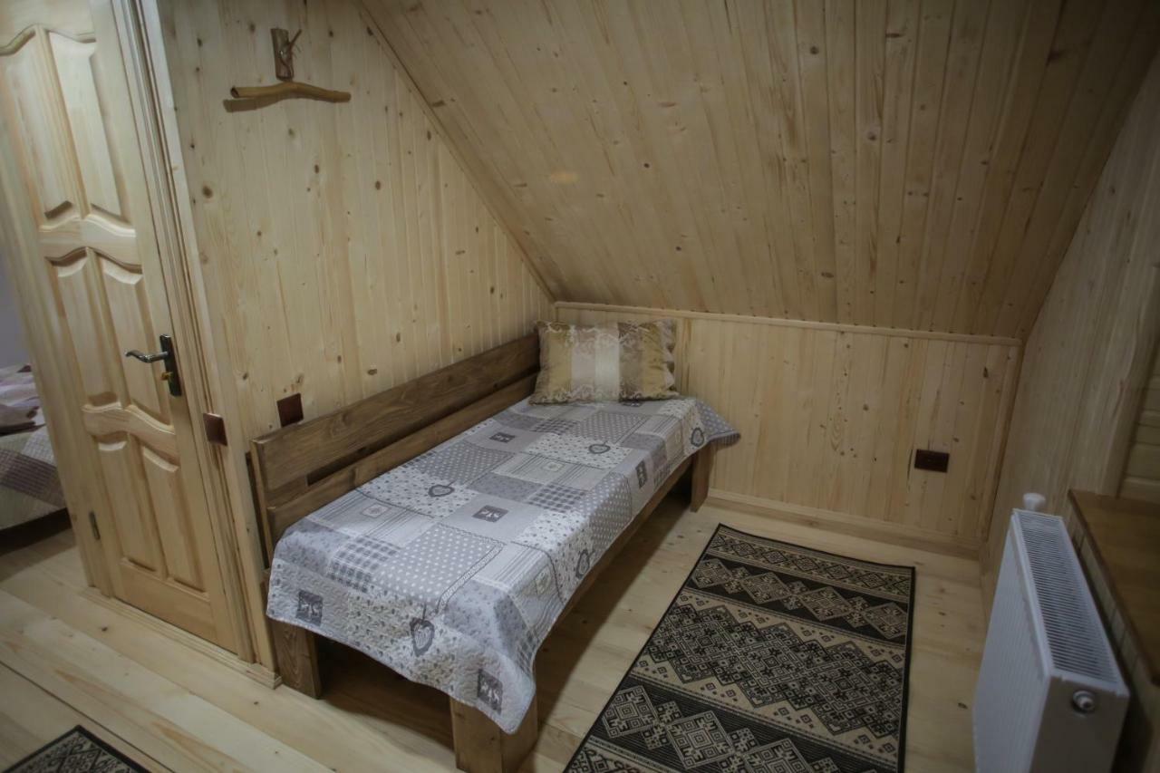 Villa Еко Дім З Соломи Solochyn Exterior foto
