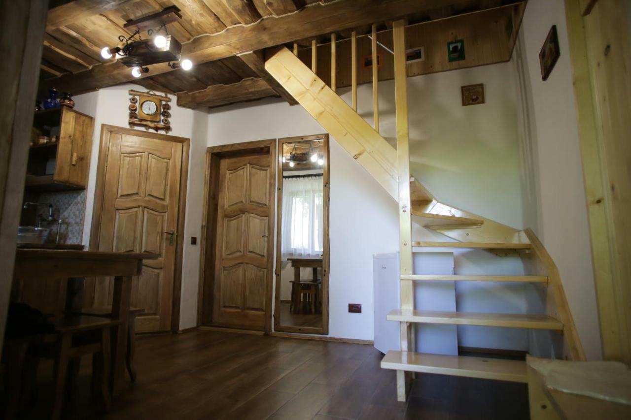 Villa Еко Дім З Соломи Solochyn Exterior foto
